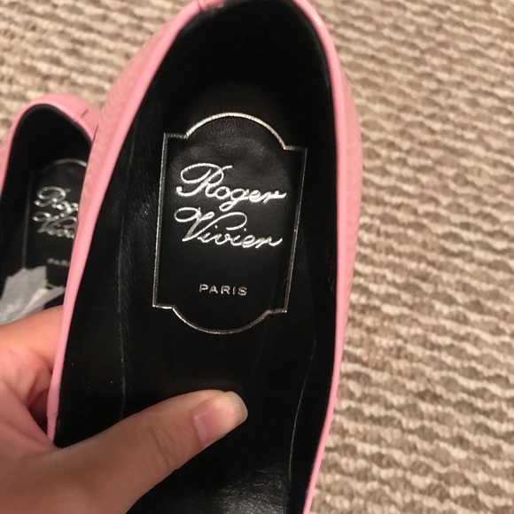 Roger Vivier heels in bubblegum pink! - Picture 4 of 5